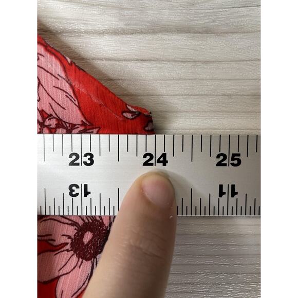 Vince Camuto Blouse Womens 1X Red Floral Wrap Tie Waist Sleeveless Top - Picture 6 of 9